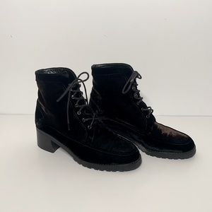 MOVING SALE: Stuart Weitzman Lace Up Ankle Boots